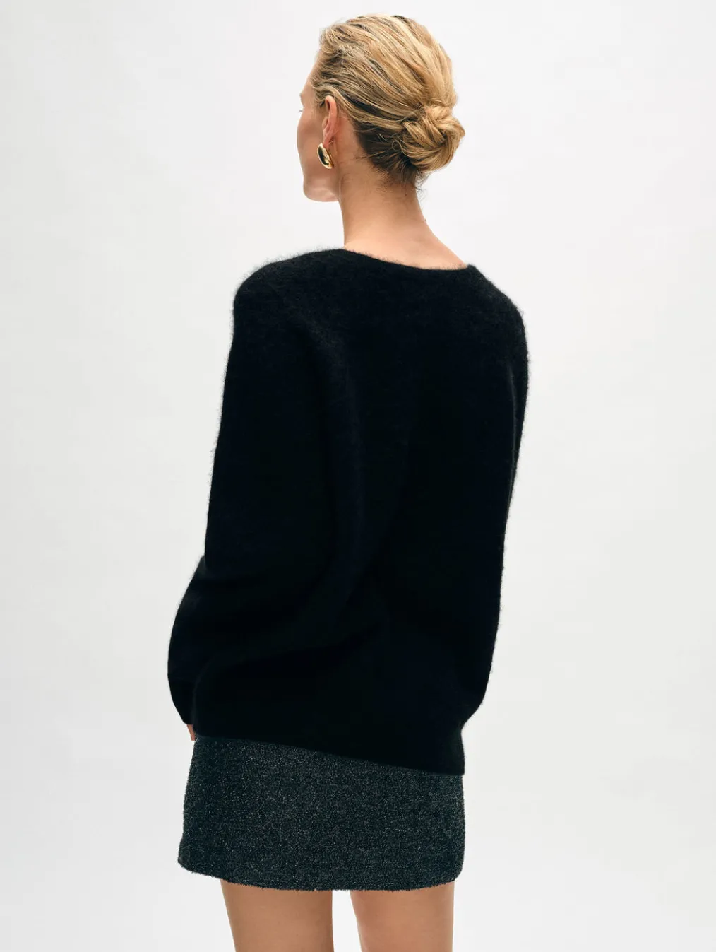 brushed cashmere easy v neck