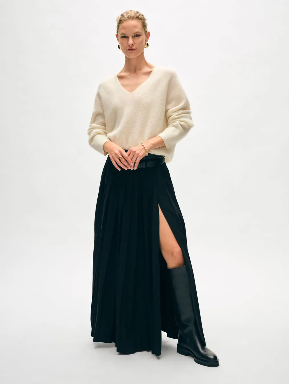 brushed cashmere easy v neck