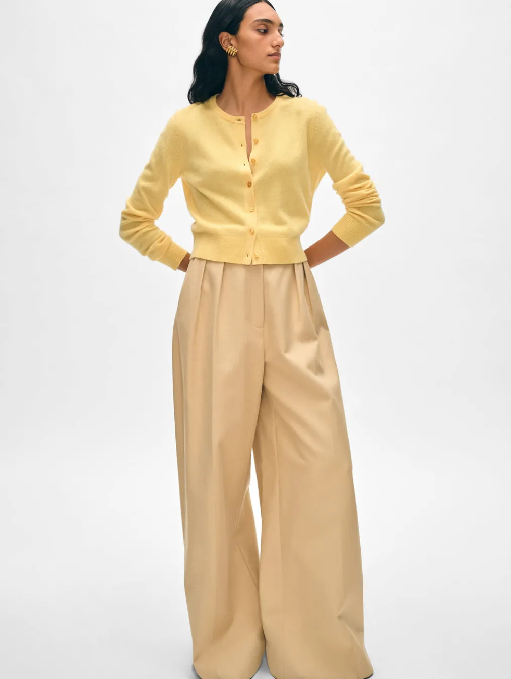 cashmere crewneck cardigan