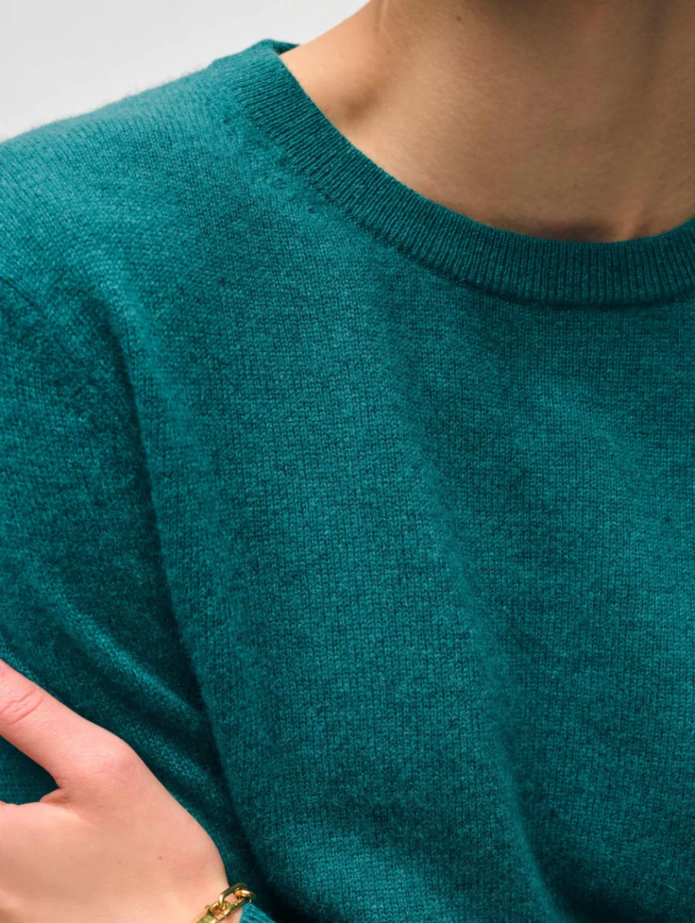 cashmere crewneck