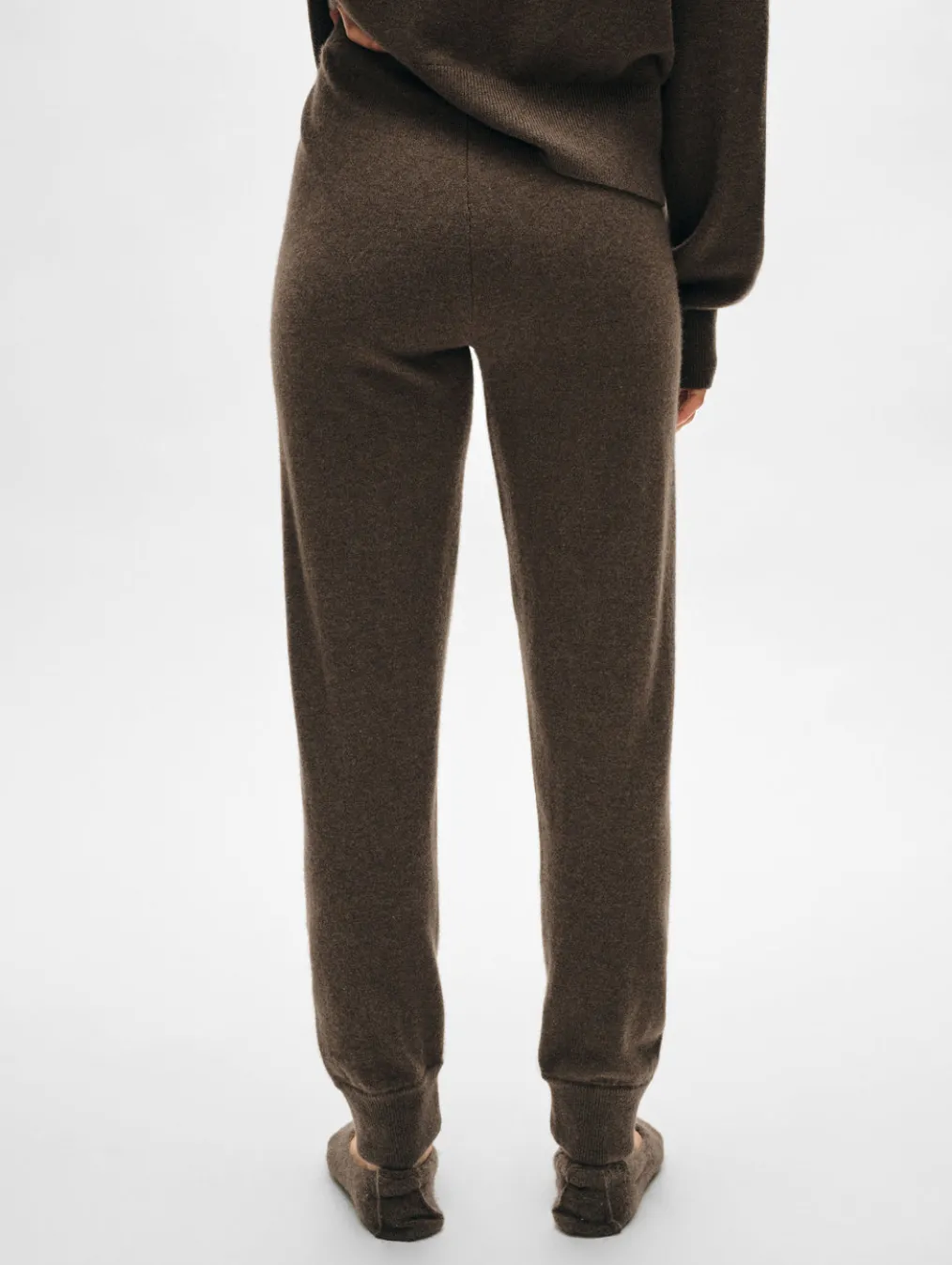 cashmere jogger