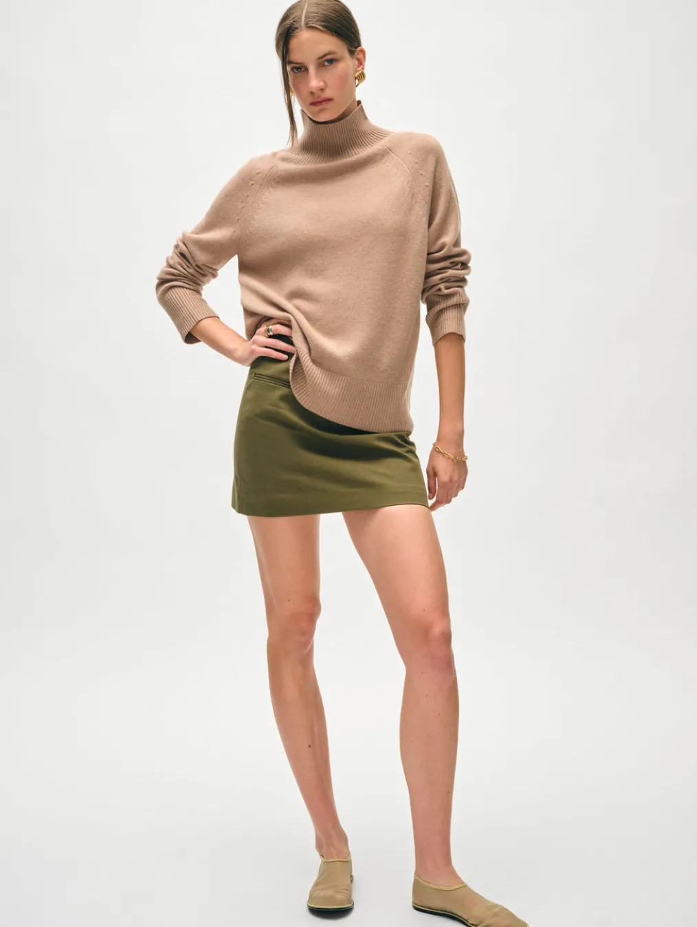 cashmere rib trim standneck