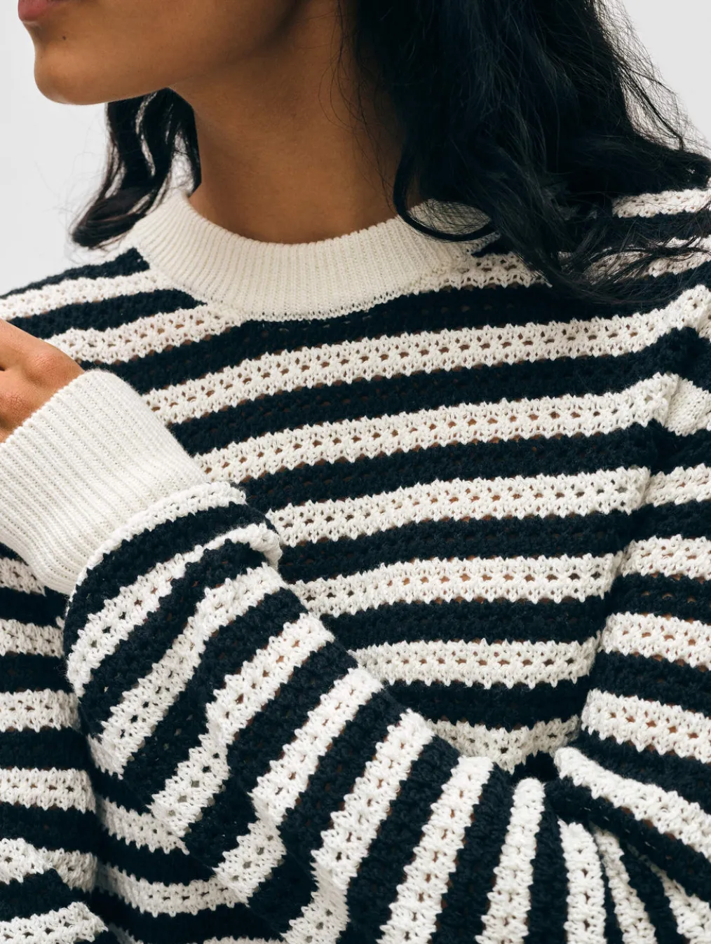 cotton blend mesh crewneck