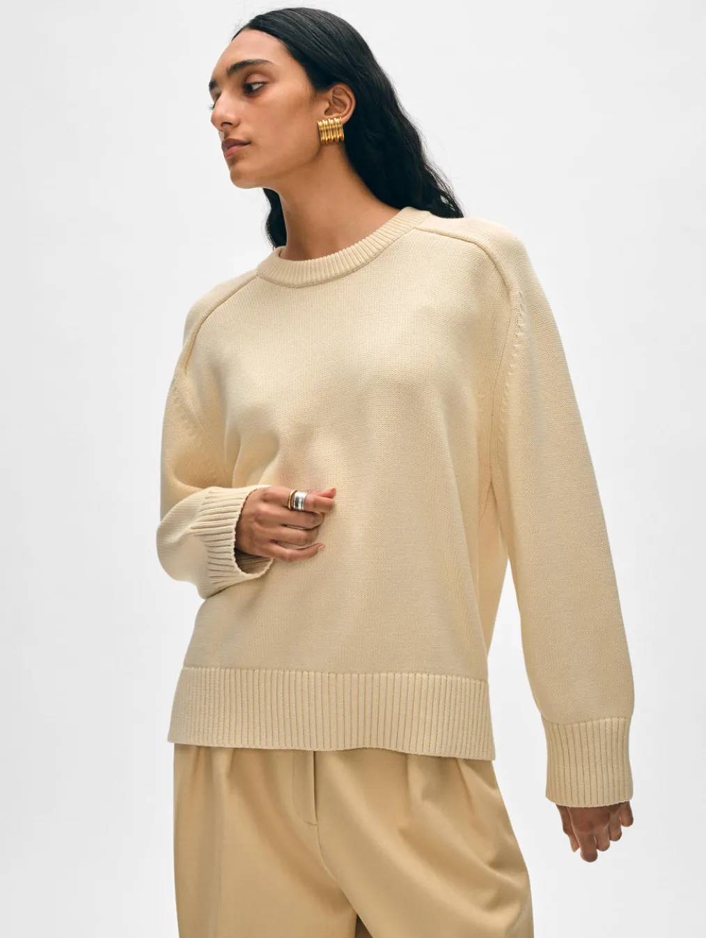 organic cotton saddle sleeve crewneck